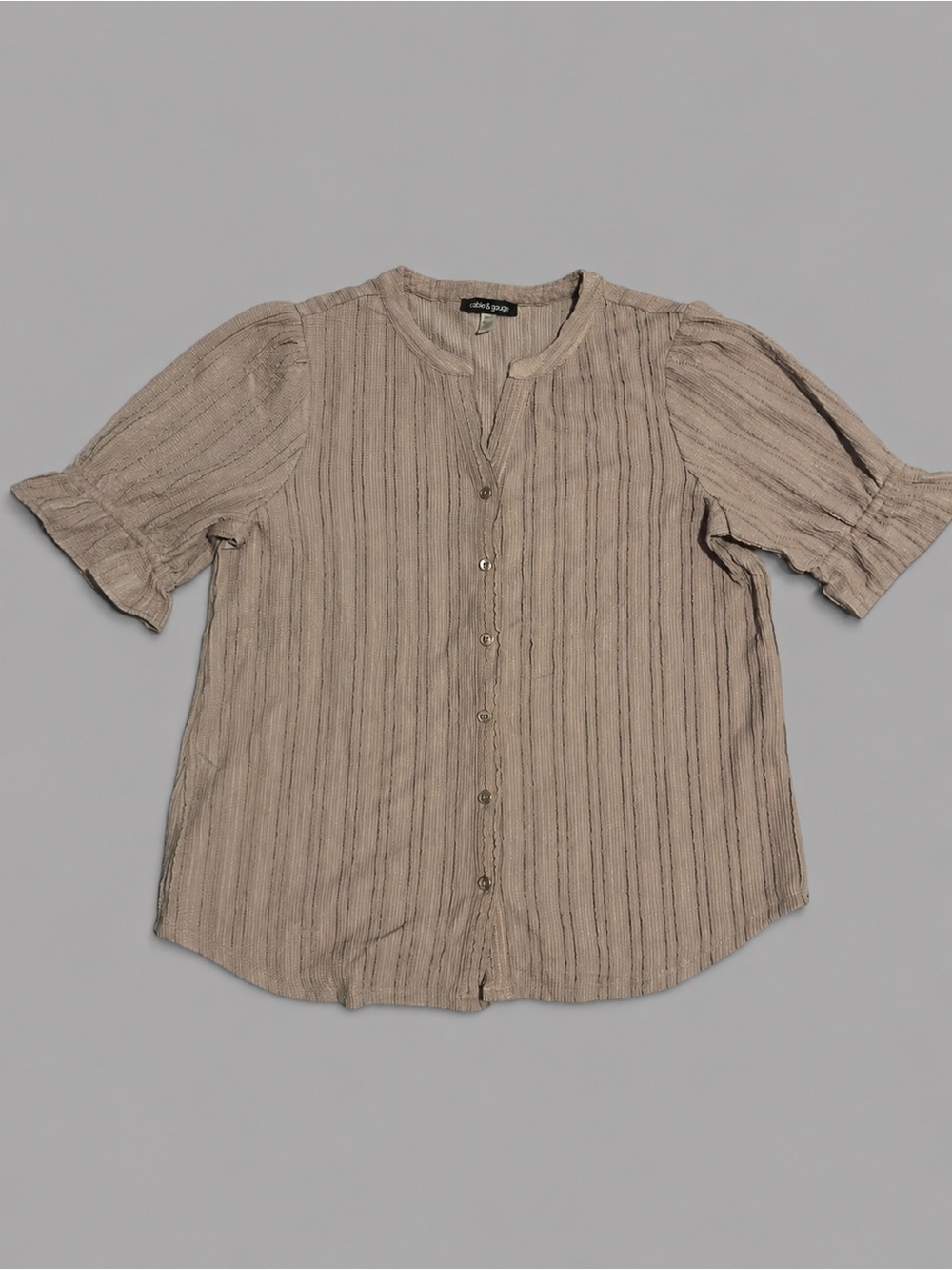Cable & Gauge Lavendar Textured Button-Down Short Sleeve Blouse